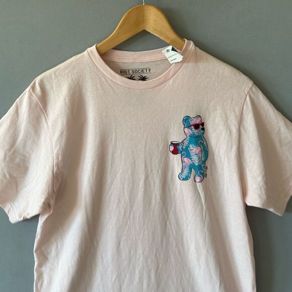 5 for $45 NWT Riot Society Tshirt Shirt Man Size M Pink - Picture 3 of 8